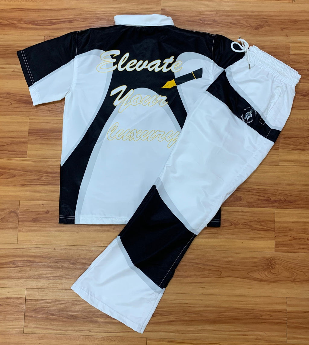 Deluxuri tracker style suit