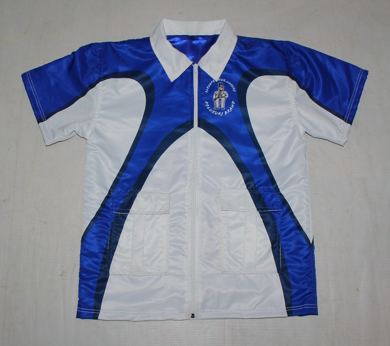 Deluxuri tracker style suit