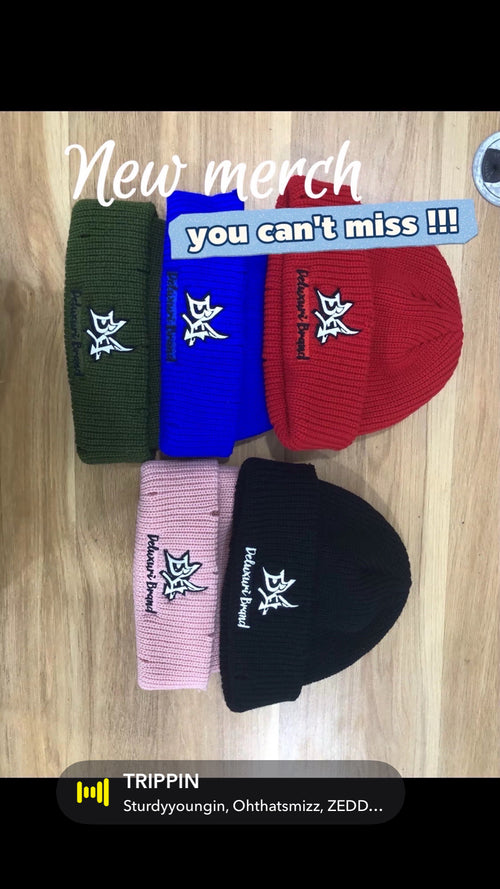 Black distressed beanie
